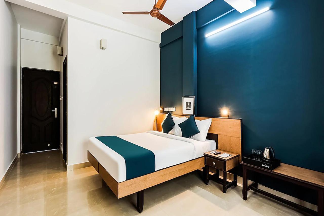 Hotel Accadia Residency Kochi Exterior foto